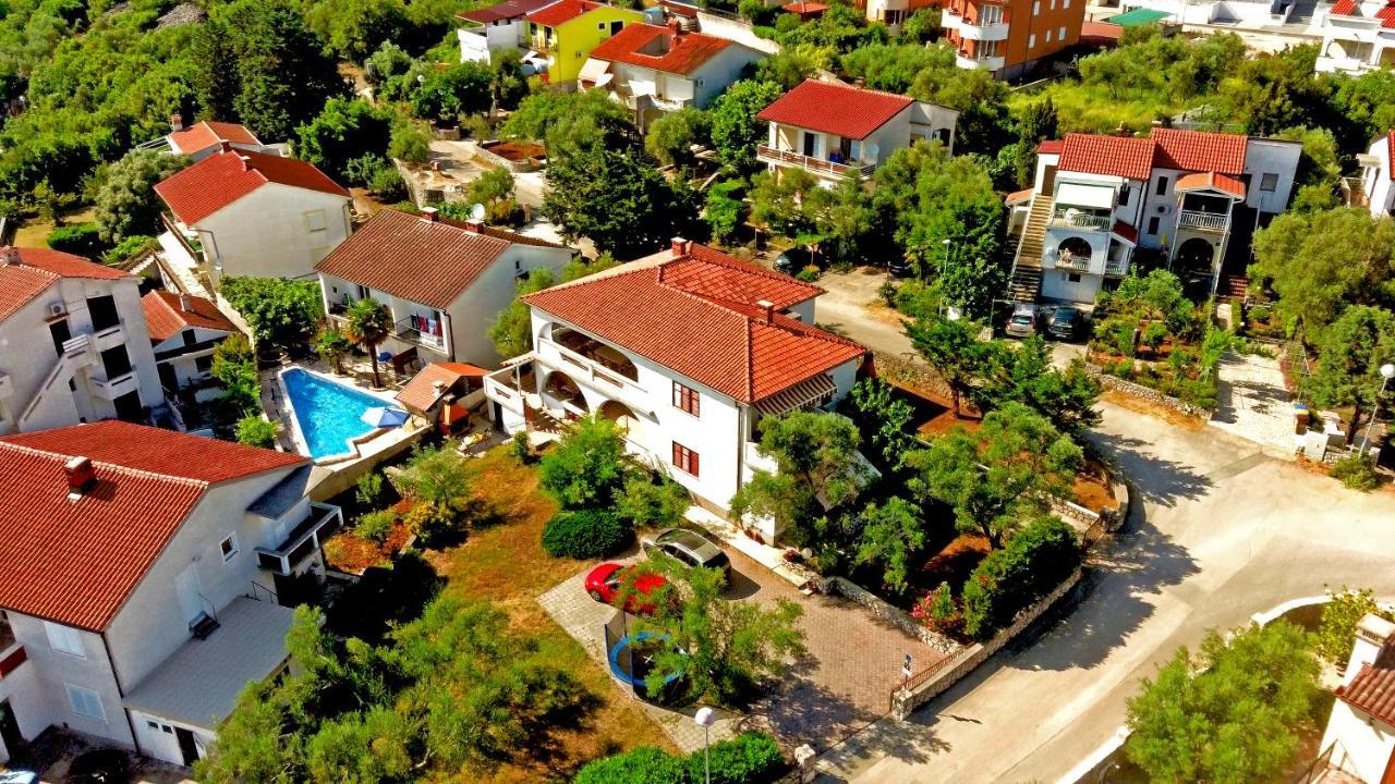 Belvedere Apartments Крк Екстер'єр фото