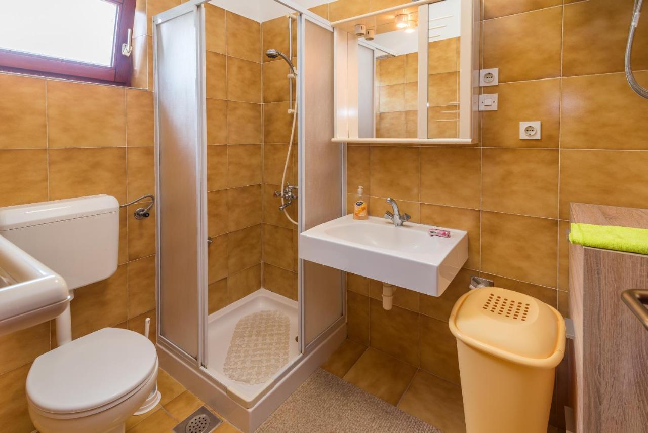 Belvedere Apartments Крк Екстер'єр фото